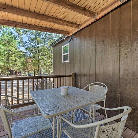 Stylish Cabin By Beavers Bend Hot Tub And Fire Pit Broken Bow Exteriör bild